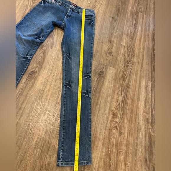 Y2K True Religion Skinny Jeans with Detailed Pocket Embroidery - Picture 11 of 12